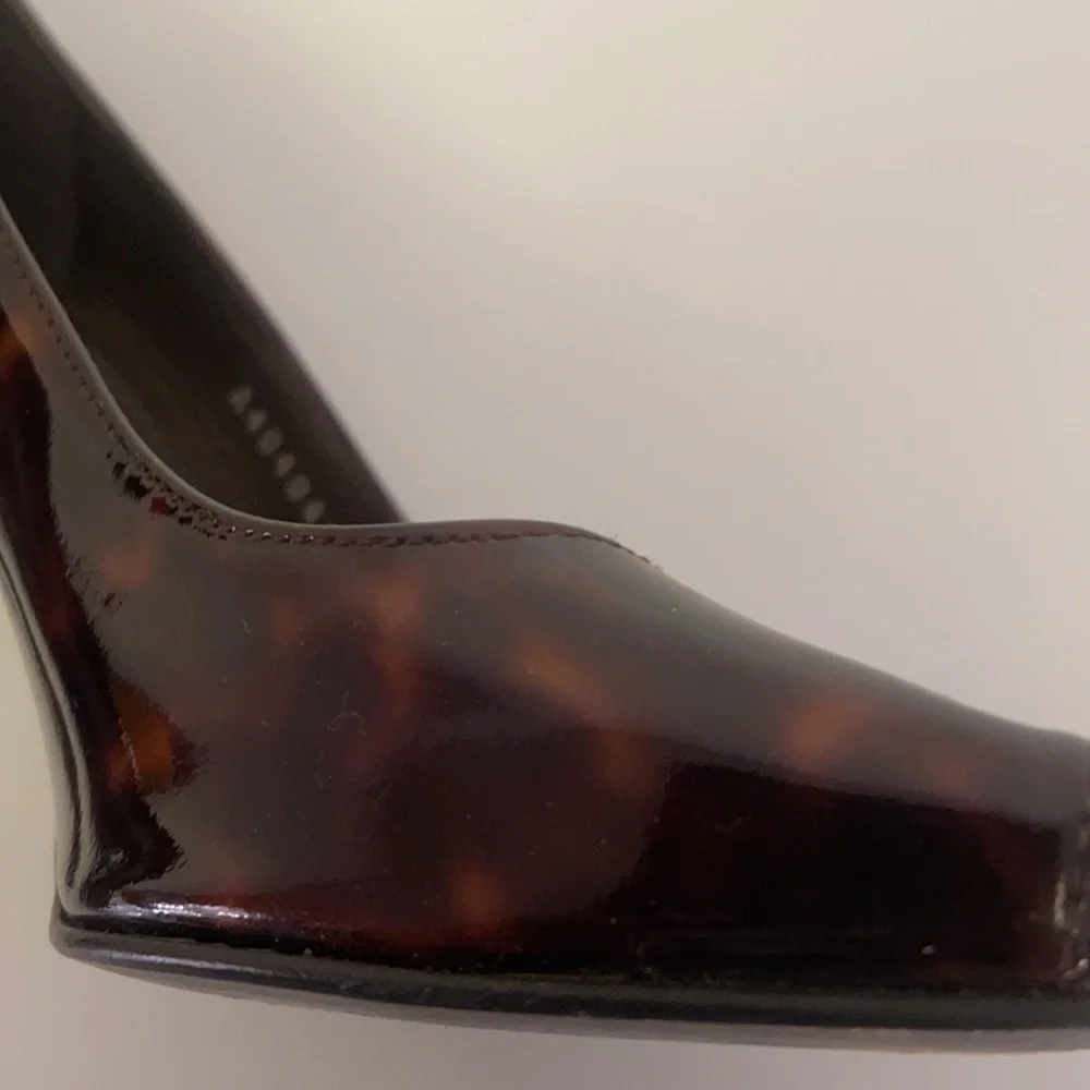 Stuart Weizmann career office square toe heels in turtoise shell size 8
